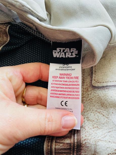 An5/ kostým star wars / finn deluxe - v.5/6 let, 