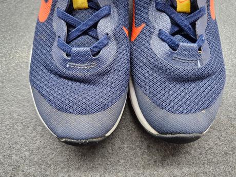 Tenisky nike revolution 6, velikost 33,5, nike,33