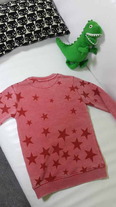 Mikina river island, river island,110