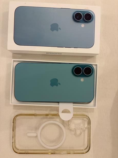 Iphone 16 128gb modrozelená -, apple
