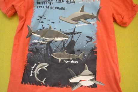 Kvalitní tričko se žraloky, v.116,   bavlna, dopodopo,116