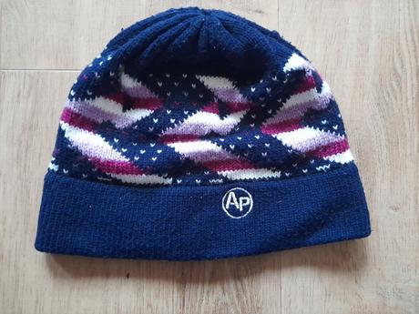 12 x čepice vel 52-54, 52