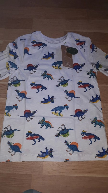 Bílé tričko s dinosaury 134, c&a,134