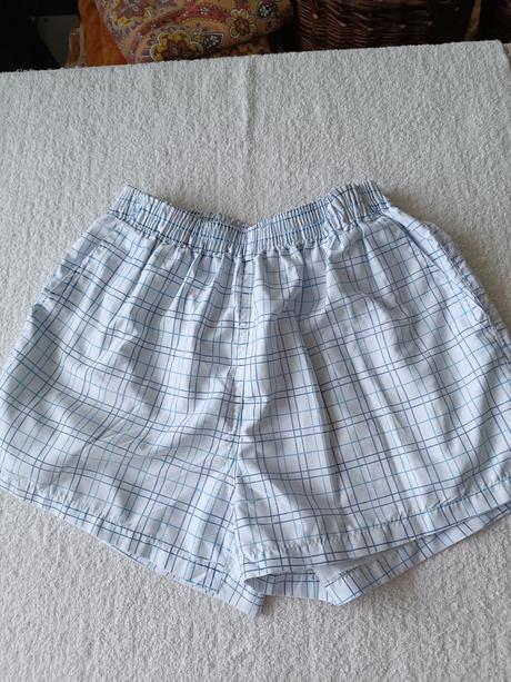 Chlapecké kraťasy, 152