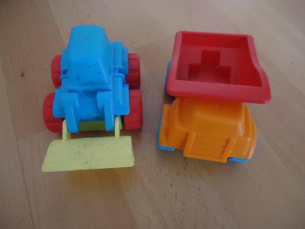 Autíčka na písek,