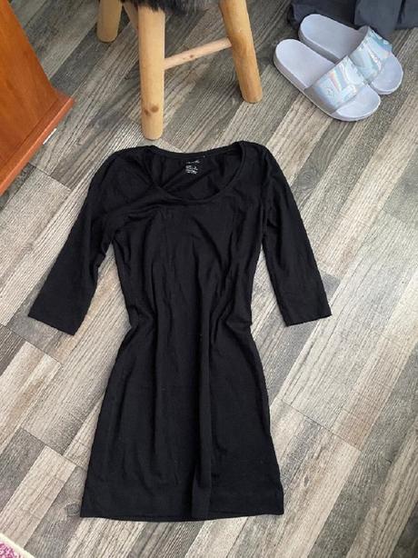 Krásné šaty esmara vel.36/s, esmara,s