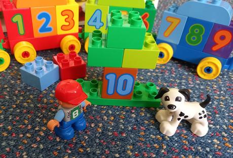 Lego duplo 10558 - vláček plný čísel.,