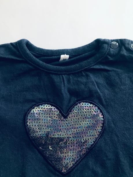 Triko se srdíčkem - v.86, 86