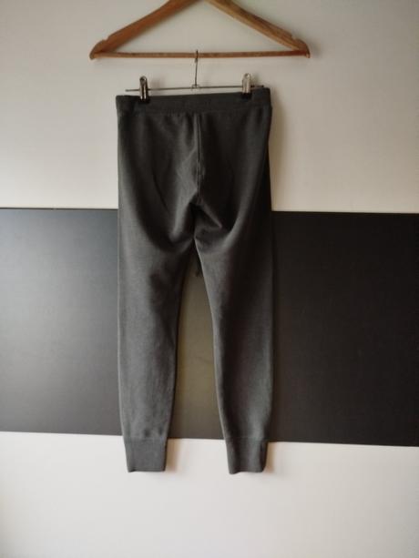 Tepláky zn. hollister vel.xs, hollister,xs