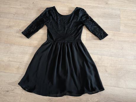 Krásné společenské šaty s krajkou vel. s, s