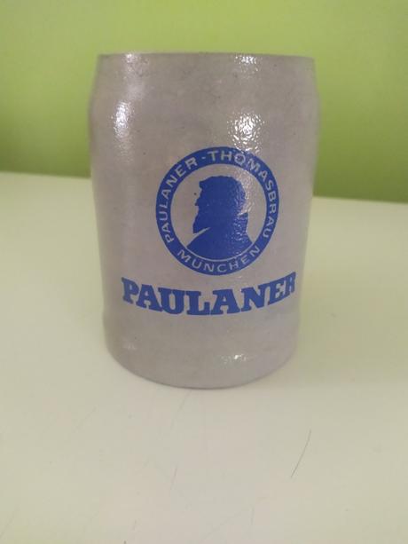 Půllitr paulaner, 