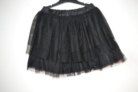 Tutu sukýnka vel. 140 top stav, 140