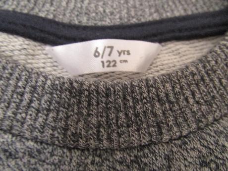 Mikina s kapsičkou, 122