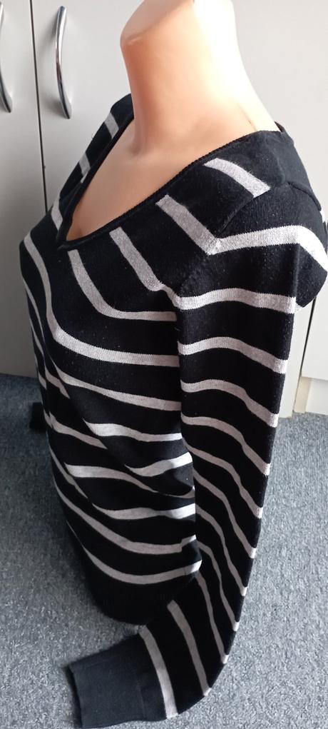 Svetr zn."colours" vel."xs", colours of the world,xs