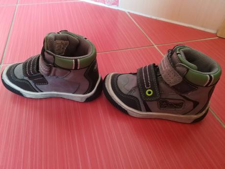 Celoroční botičky, 23