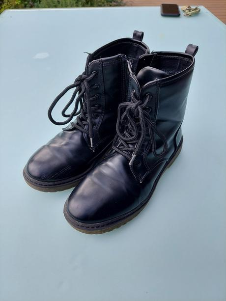 Vyšší boty, baťa,35
