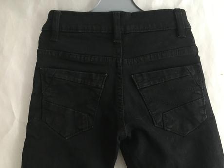 Vel. 116 černé skinny, 116
