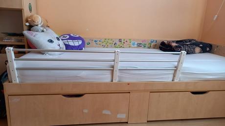 Nastavitelná zábrana na postel reer, 