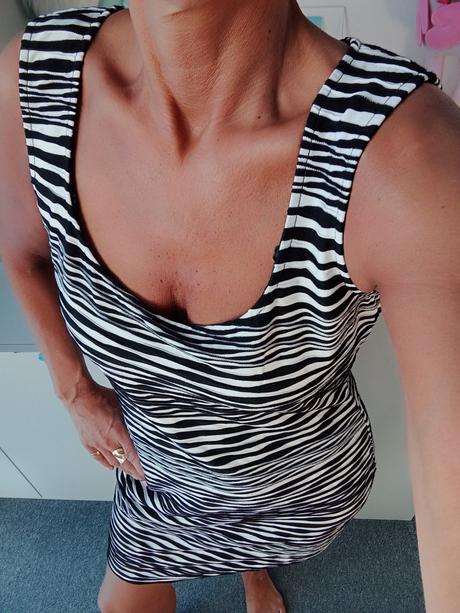 Šaty zn."amisu" vel."l", amisu,l