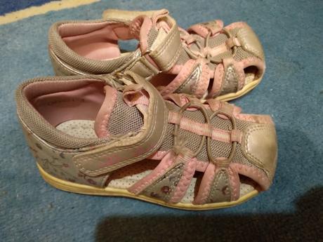 Dívčí sandále květy vel. 25, vnit.stélka 16.5 cm, nelli blu,25