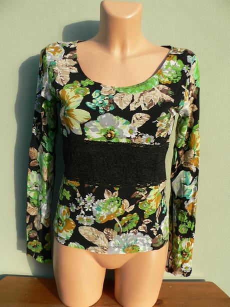 Lehká květovaná halenka top - vel.38, 38