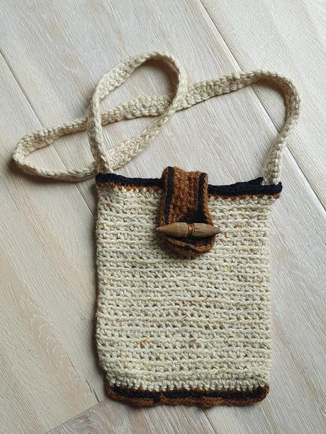 Letní háčkovaná kabelka,