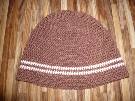 Háčkovaná čepička, 104