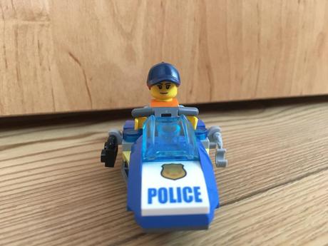 Lego city policejní skútr,