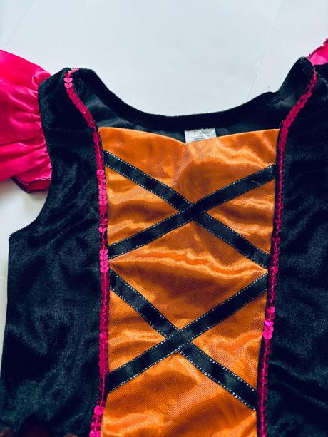 An6/ kostým čarodějka- v.5/6 let,