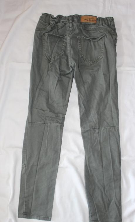 Ub145. parádní khaki slimky 11-12 let, 152