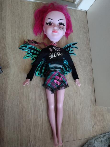 Monster high panenky a auto, 