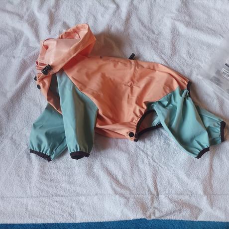 Obleček pro pejska do deště,