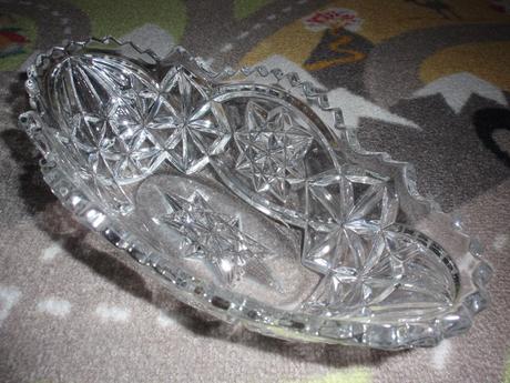 Broušená skleněná mísa-miska starožitná., 