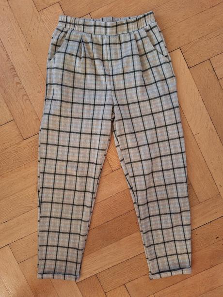 Kalhoty vel. 140, reserved,140