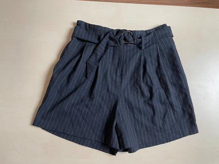Pruhované kraťasy s páskem, vel s i volně méně, pr, promod,s