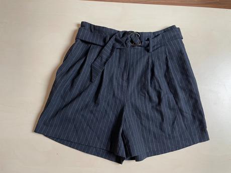 Pruhované kraťasy s páskem, vel s i volně méně, pr, promod,s