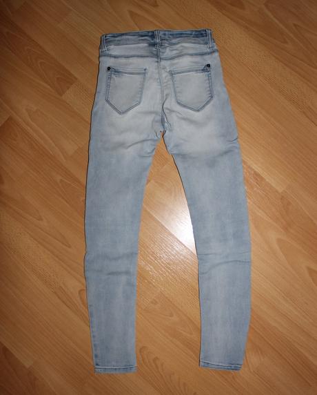 Rifle, džíny, slimky, takko,146