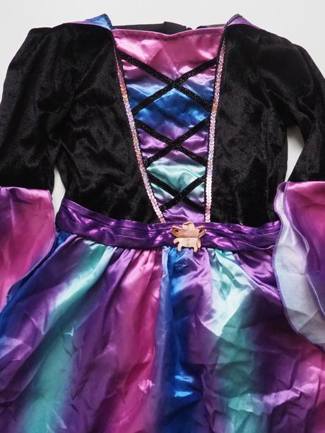 Kostým upírka vel 128, 