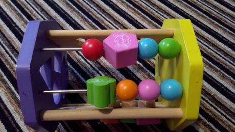 Dřevěná vkládačka, 