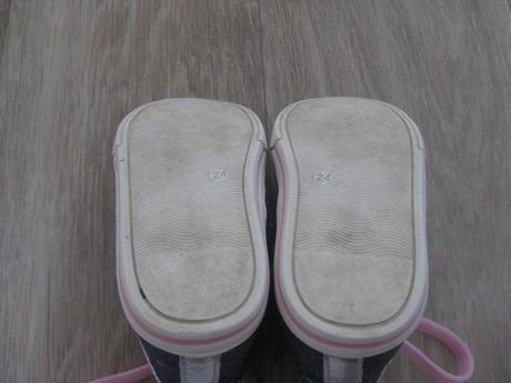 Riflové boty, botičky zn. one step, 24