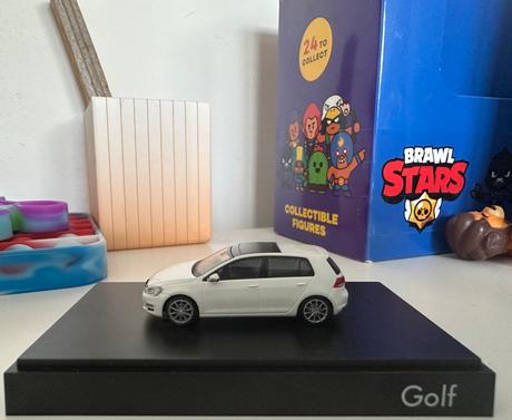 Sběratelský model auta vw golf, 