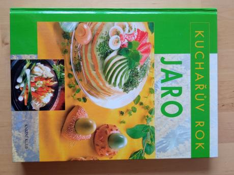 Kniha kuchařův rok jaro, 