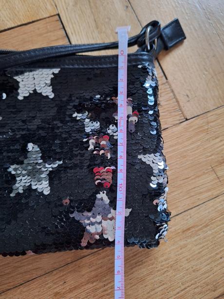 Kabelka měnící flitrová h&m, h&m