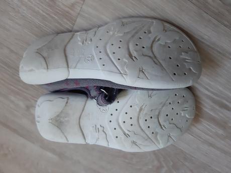 Plátěné balerýnky, 31