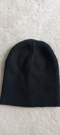 Černá čepice zn."f&f" vel."one", f&f