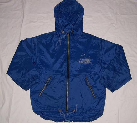 Modrá větrovka s kapucí, 128