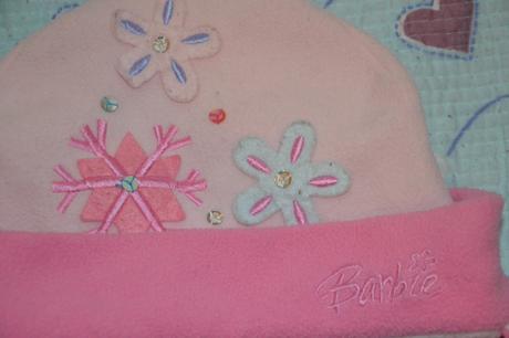 Fleesová čepice s bambulkami a flitry, barbie,128
