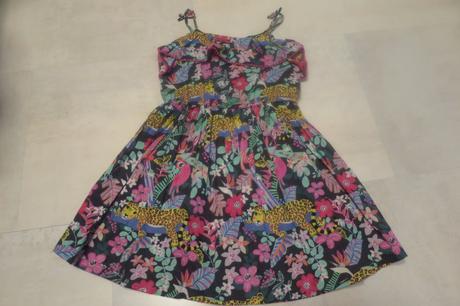 Krásné šatičky se zvířátky a kytičkami, marks & spencer,104