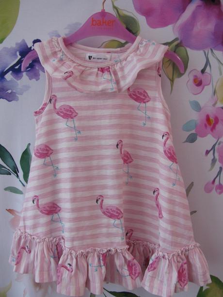 Růžové letní šatičky s plameňákem, 92