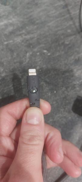 Izolace nabíječky: Je to nebezpečné pro dítě?